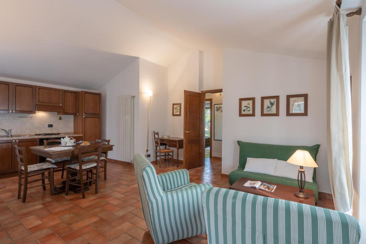 Aparthotel Le Rocche Di Valiano Exterior foto
